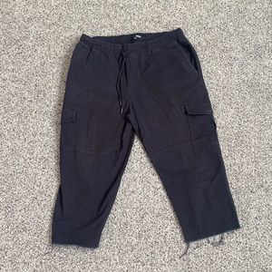 Elwood raw edge hemmed cargo pant - black - L